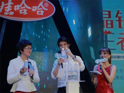 娃哈哈出新品,明星代言人王力宏实力坐镇.jpg 上海明星经纪