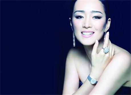 巩俐代言伯爵手表