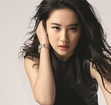 刘亦菲代言天梭