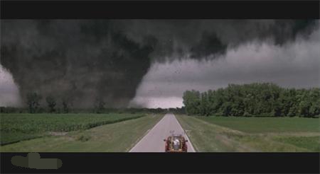电影《龙卷风》剧照