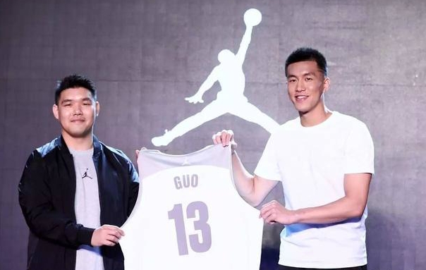 jordan为什么会签约郭艾伦